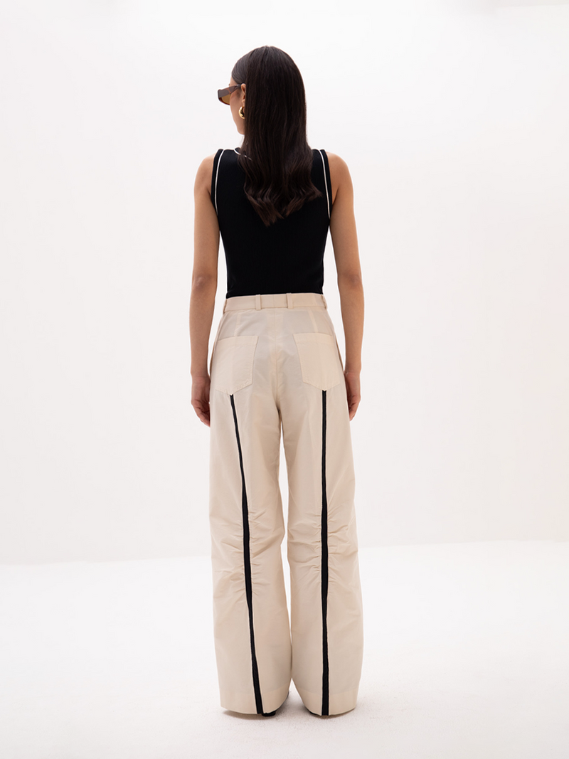 Stylish Trendy Pants for women in Dubai, Shop Online - EMBODY